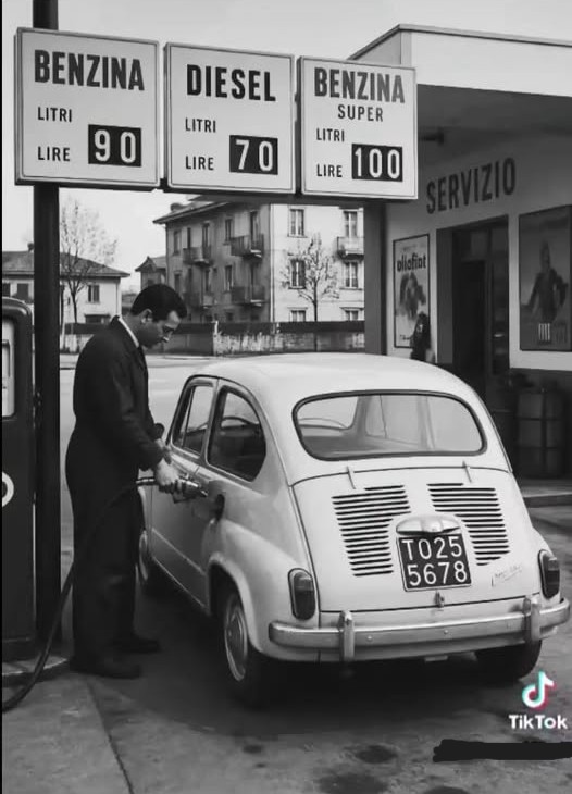 Questa 600 che fa benzina è stata ricreata con l'Intelligenza Artificiale